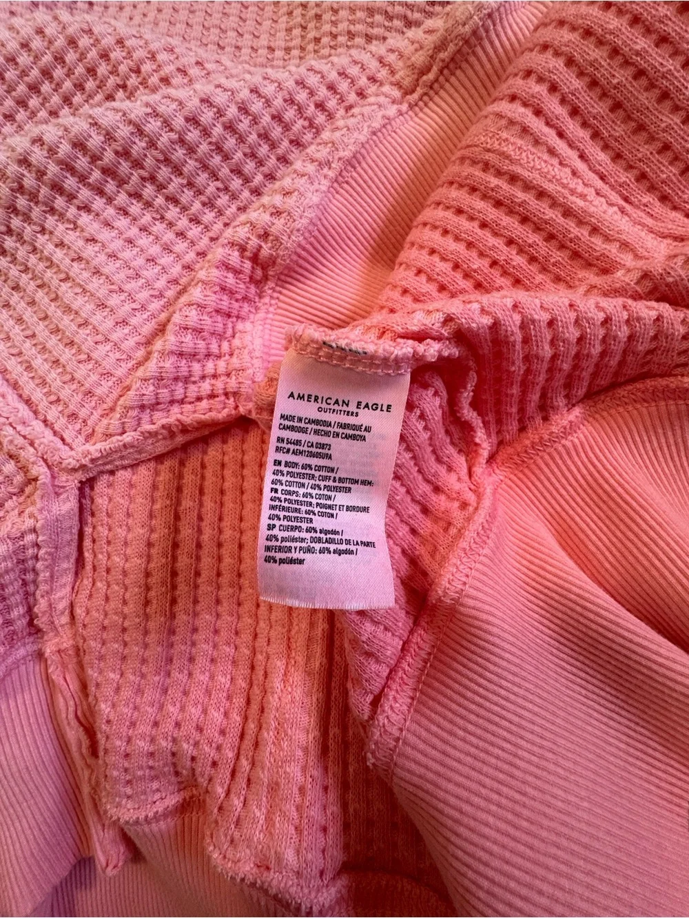 American Eagle This Feels Seriously LIVED-IN
V Neck Thermal Sweatshirt - Picture 5 of 5